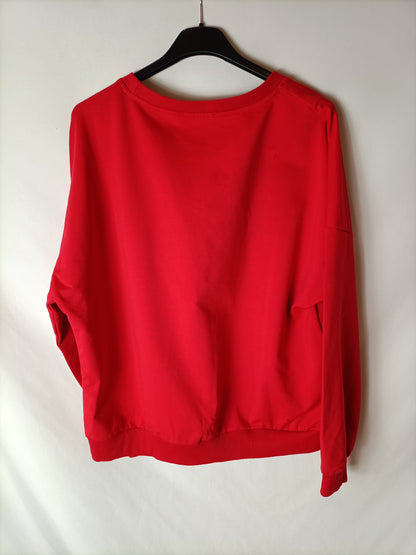 NATURAL COLLECTION. Sudadera roja letras. T S