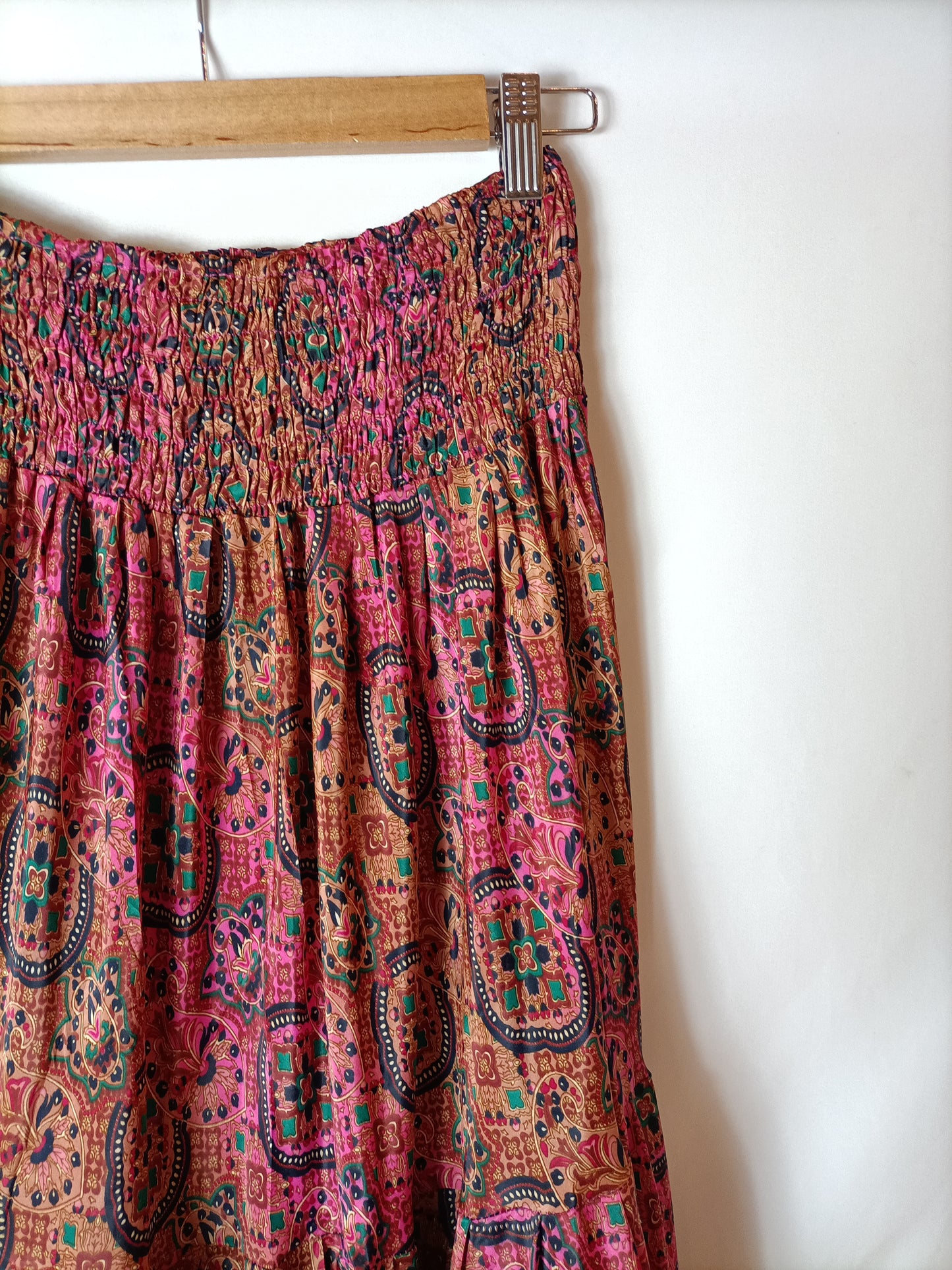 JOT. Falda fluida estampada. T U ( M(L)