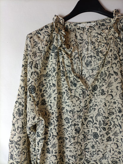 SOUTHERN COTTON. Beige flower blouse Tm