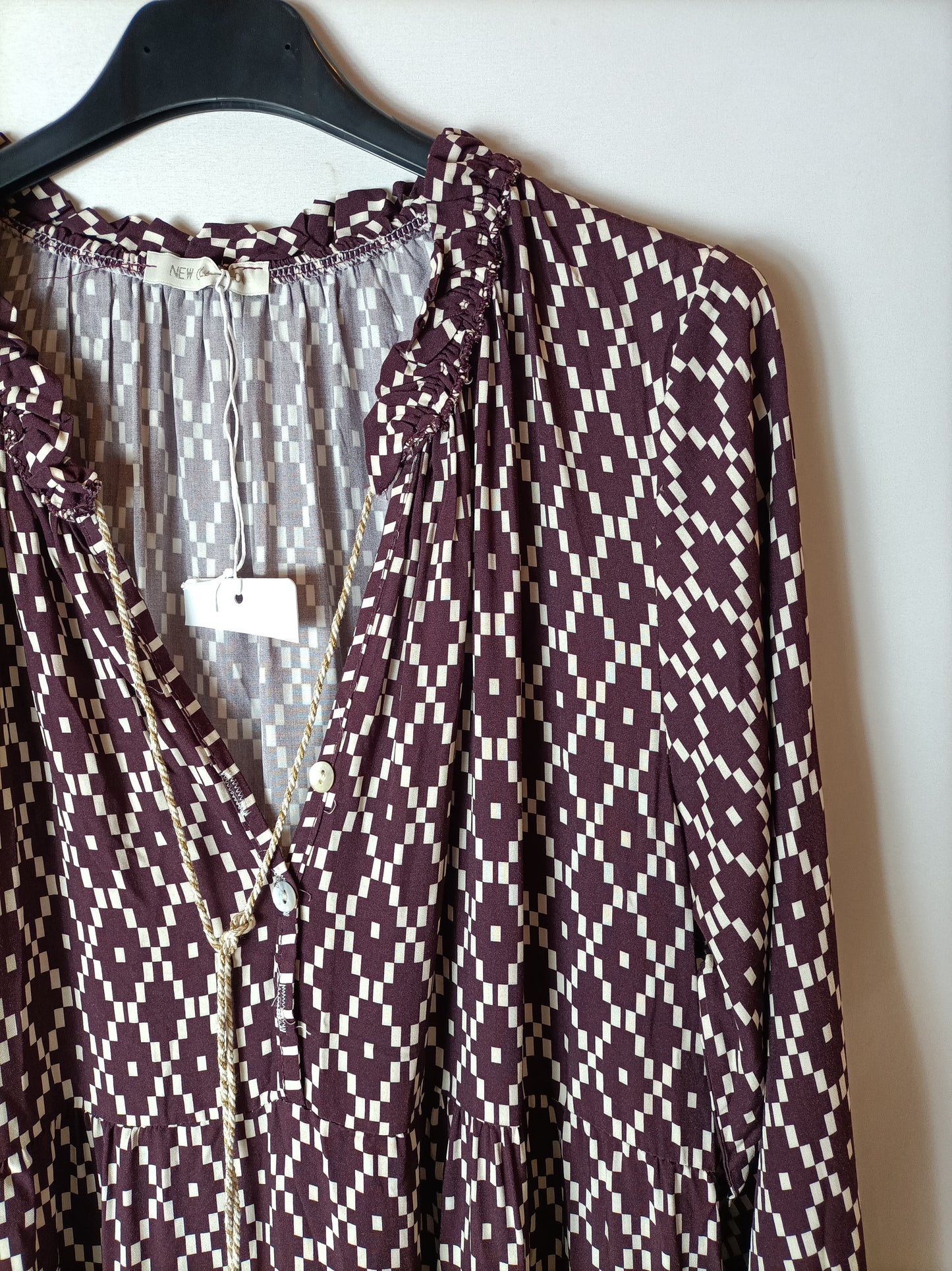 NEW COLLECTION. Printed burgundy dress (size S/M)