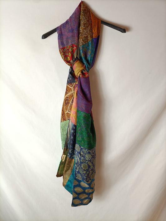 CARPE DIEM. Multi-print scarf