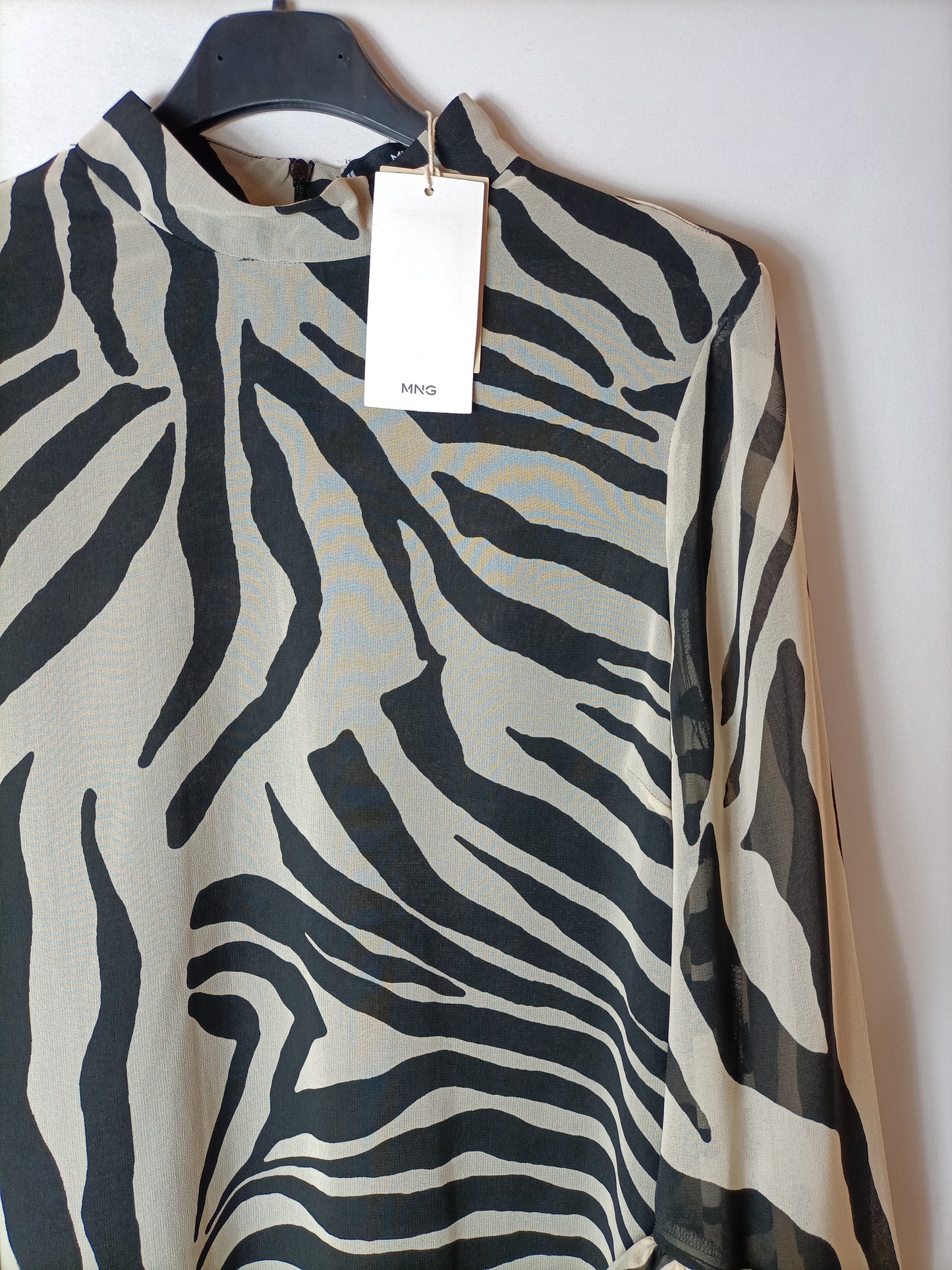 MANGO. Printed chiffon dress. TS