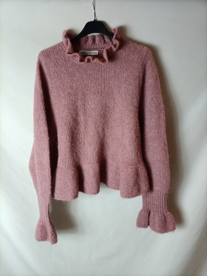 ZARA. Pink ruffled sweater Tm