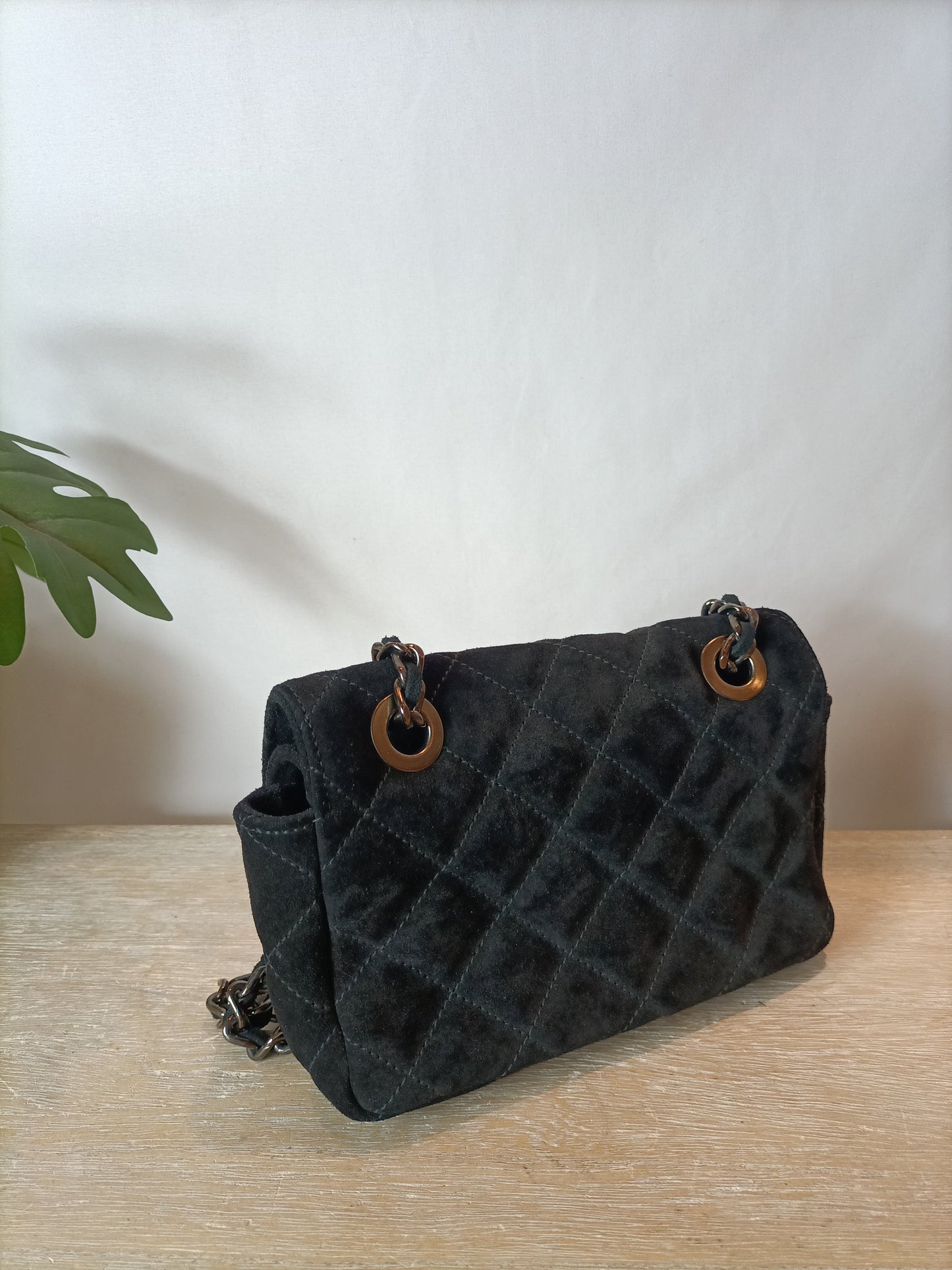 LURUEÑA. Bolso negro ante