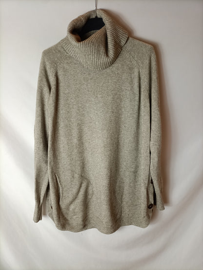 OTHERS. Heathered turtleneck sweater. TM
