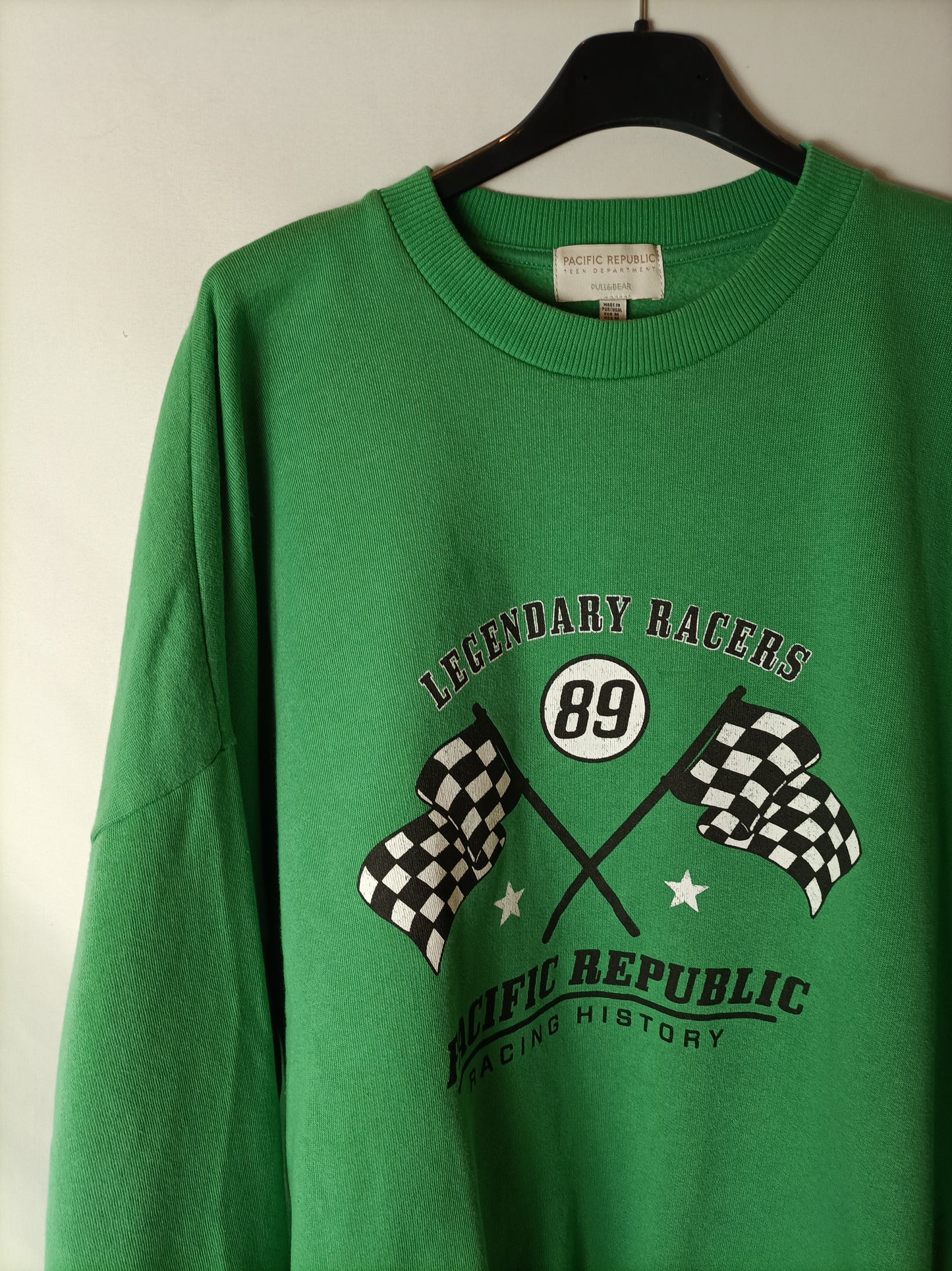 PULL&amp;BEAR. Oversized green sweatshirt. TM