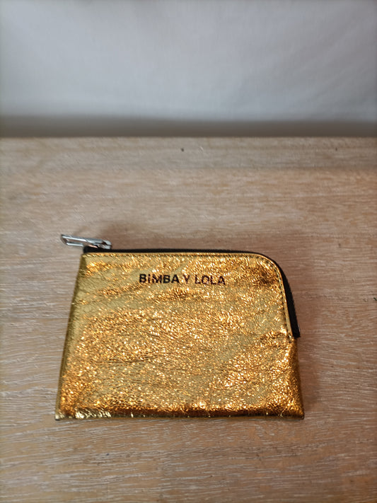 BIMBA Y LOLA. Gold card holder