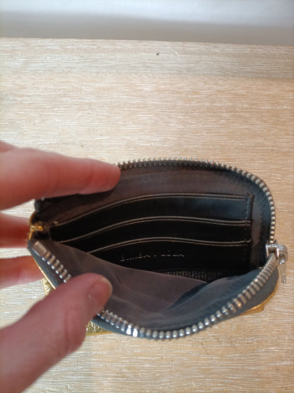 BIMBA Y LOLA. tarjetero dorado