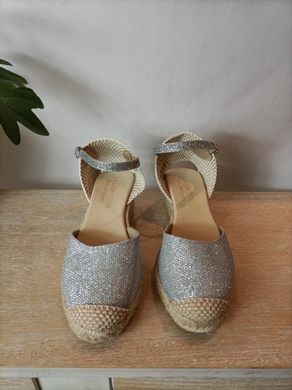 LA VIDA ROSA. Cuñas esparto plateadas T.38