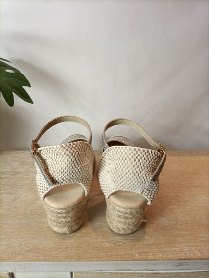 LA VIDA ROSA. Cuñas esparto plateadas T.38