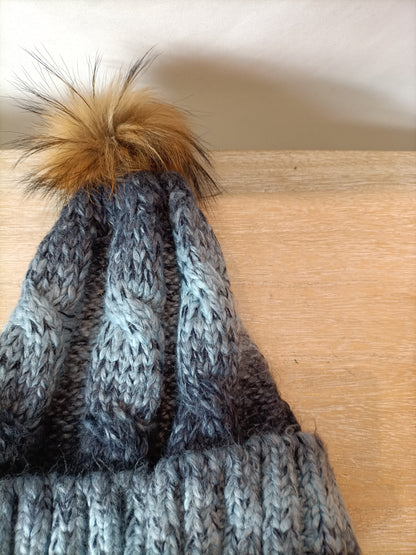 OTHERS. Blue pompom hat