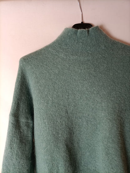 BIMBA Y LOLA. Short green Ts sweater