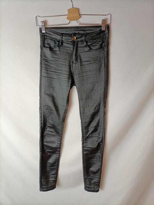 OTRAS. Pantalones purpurina pitillo T.34(tara)