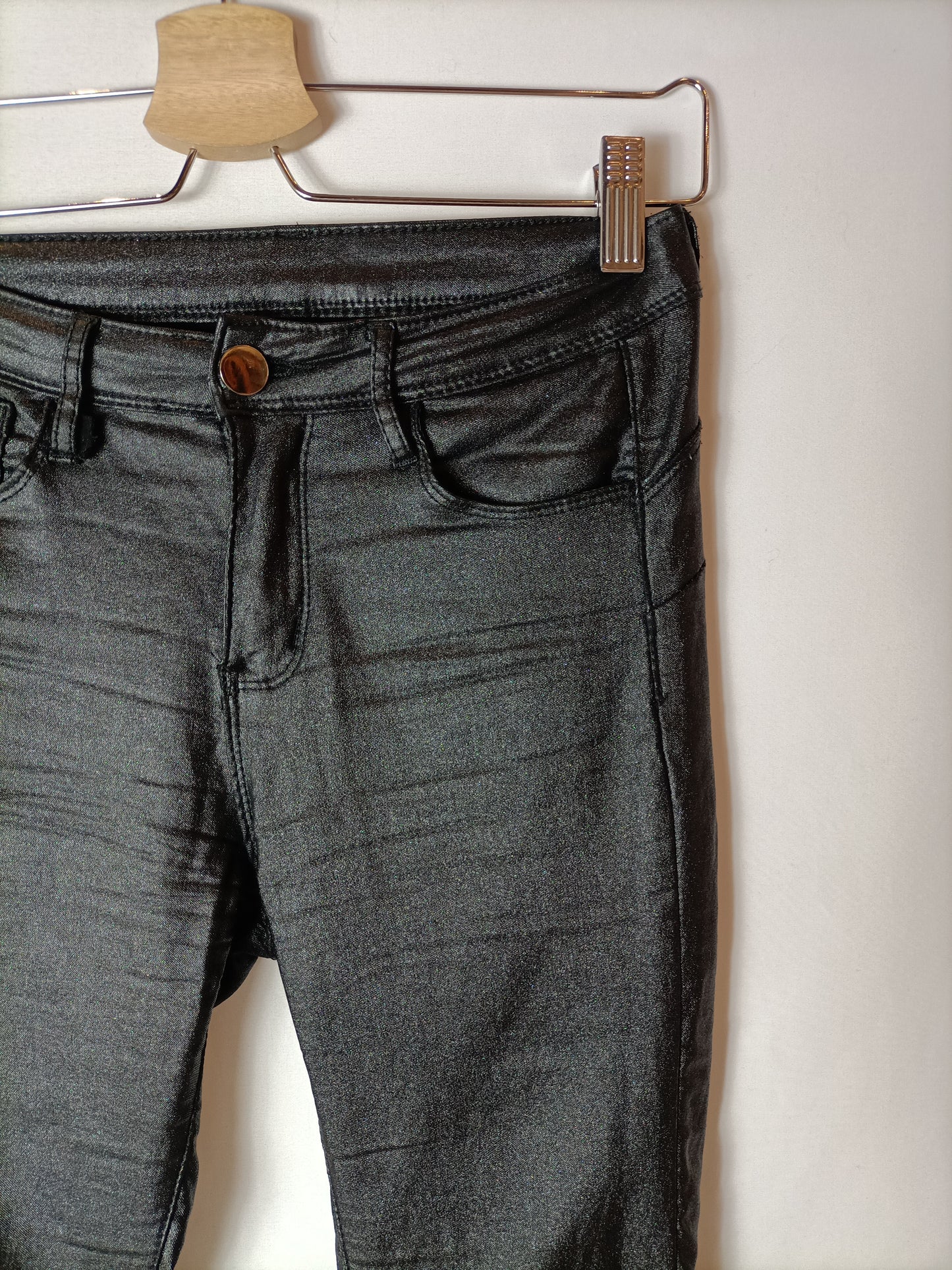 OTRAS. Pantalones purpurina pitillo T.34(tara)