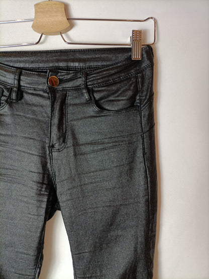 OTRAS. Pantalones purpurina pitillo T.34(tara)