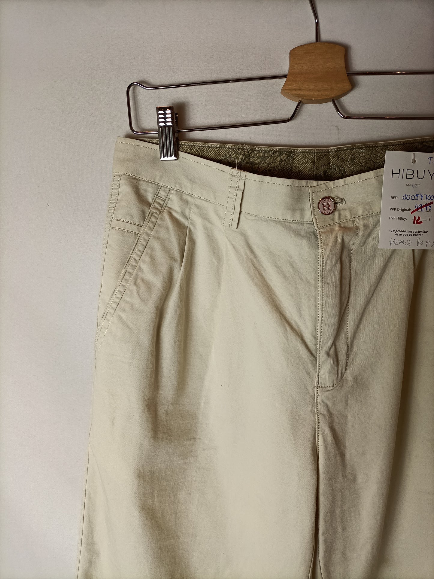 OTRAS. Pantalón beige anchos. T. 38