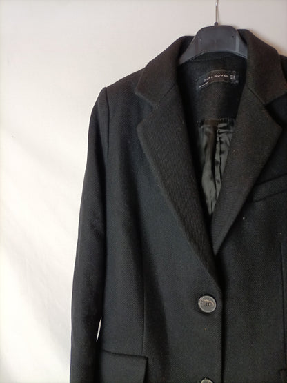 ZARA. Classic black coat. TM
