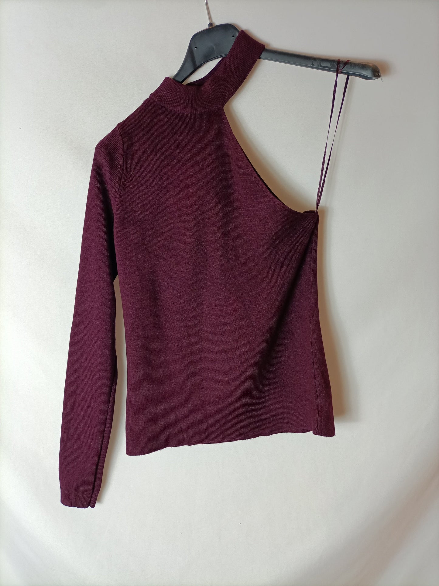 MANGO. Jersey fino entallado asimétrico. T XS