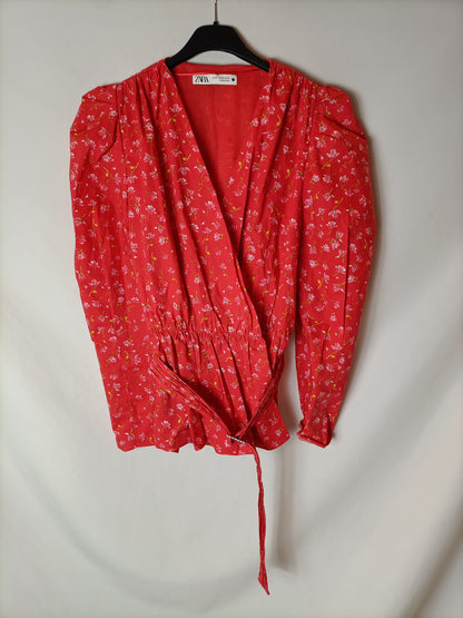 ZARA, Red printed blouse with belt. Size XS