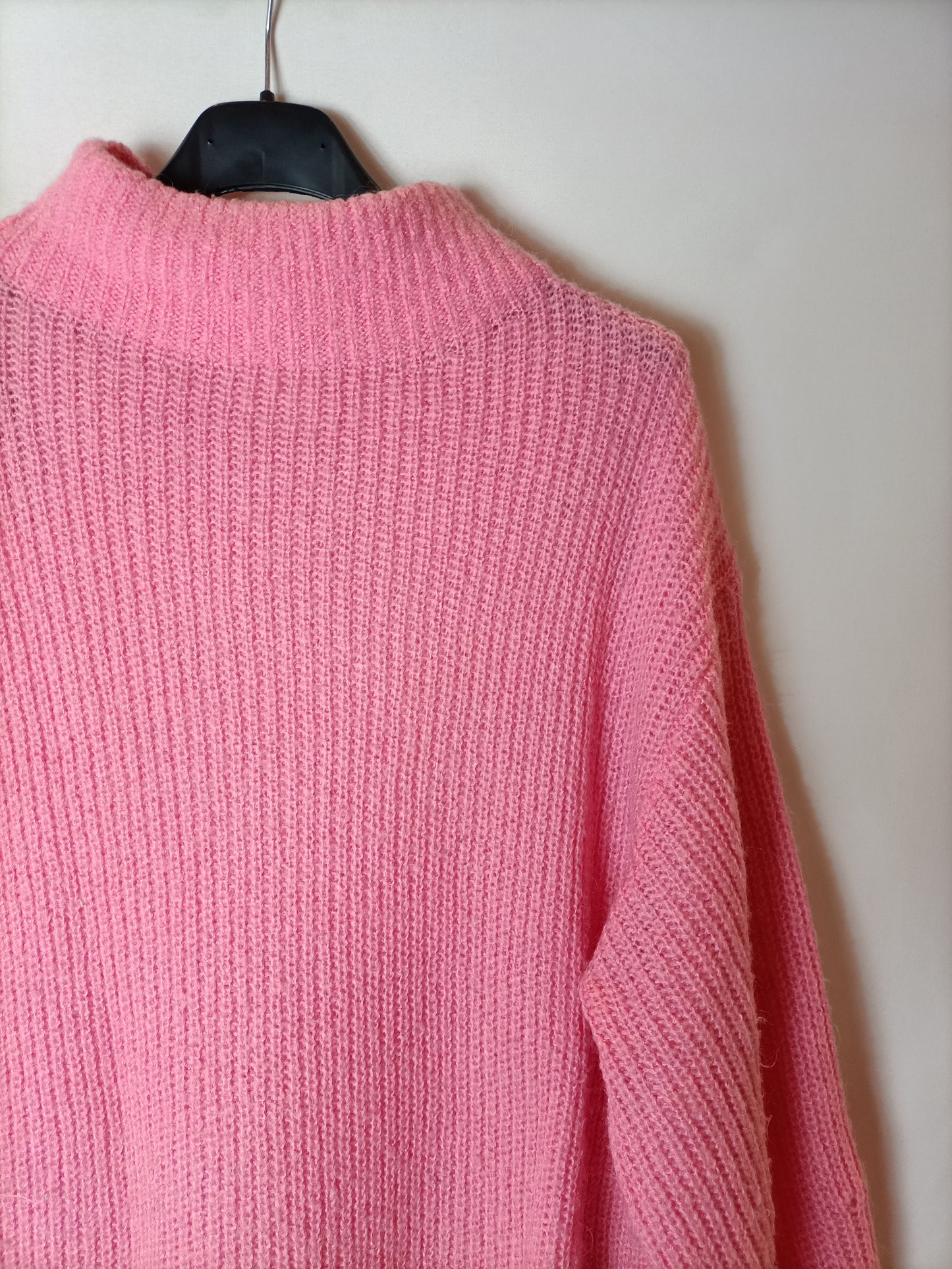 H&M. Jersey rosa oversized. T XS