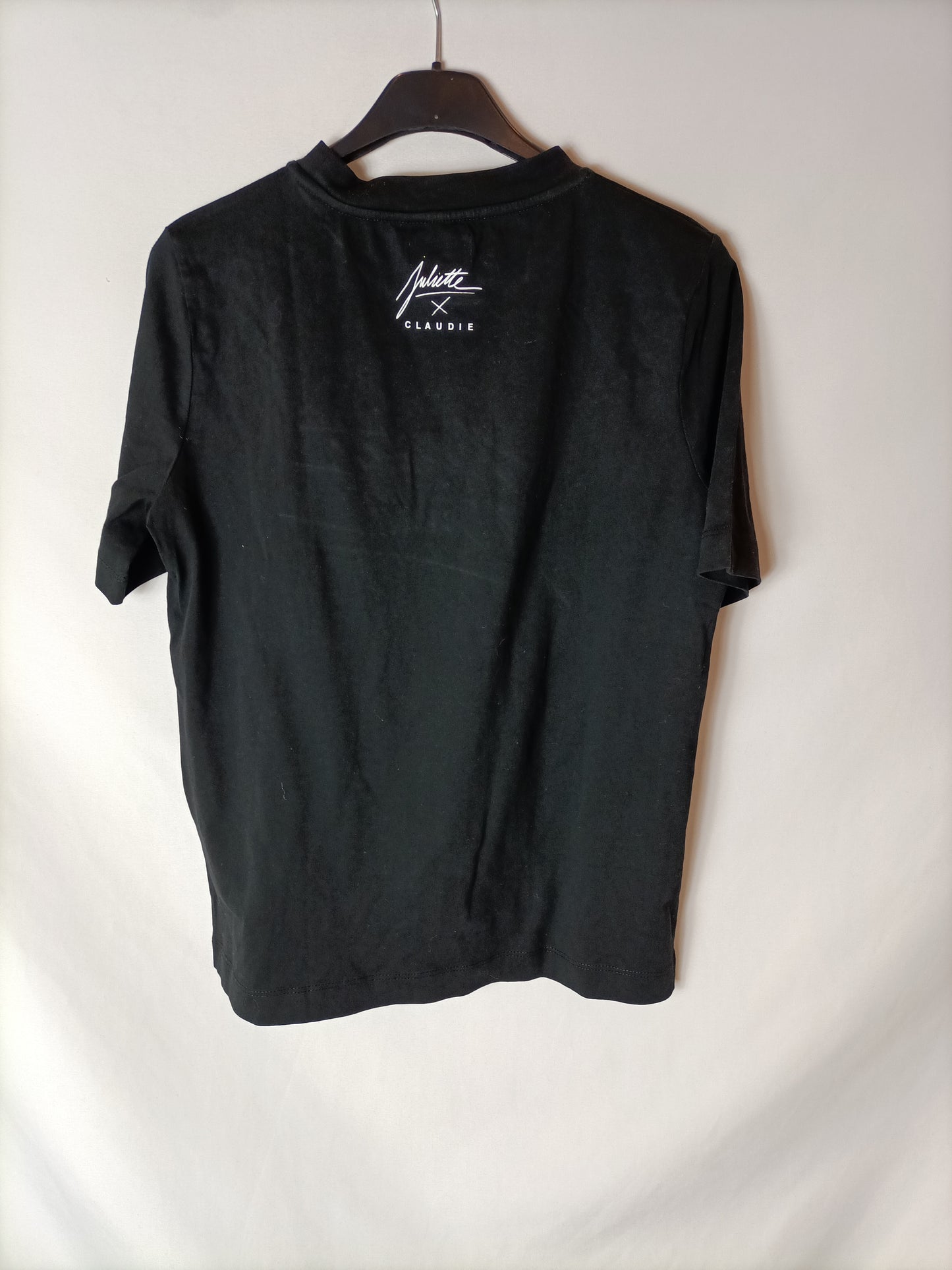 CLAUDIE PIERLOT. Black embroidered t-shirt T.1(s)