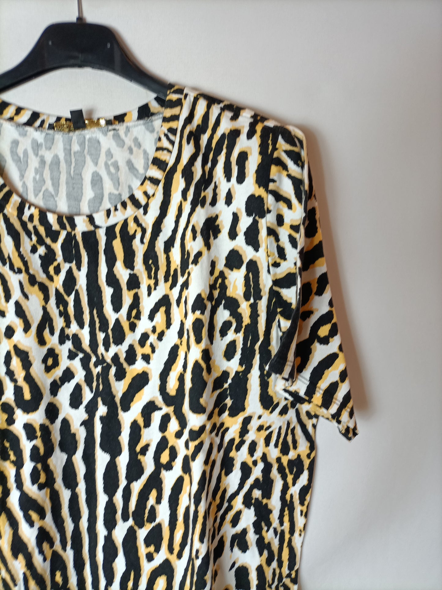 MAJE. Animal print T-shirt size 2(m)