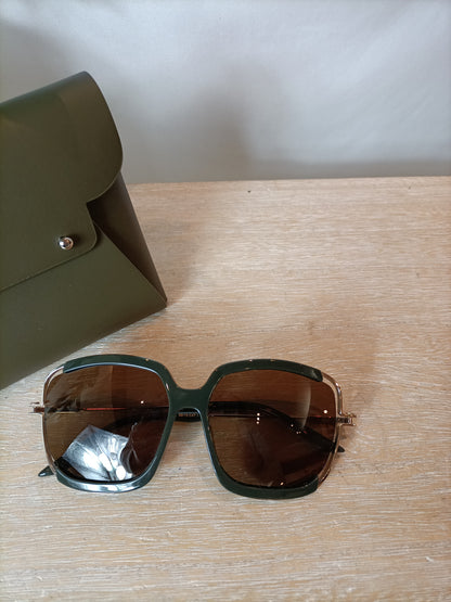 MO X OLIVA. Gafas de sol