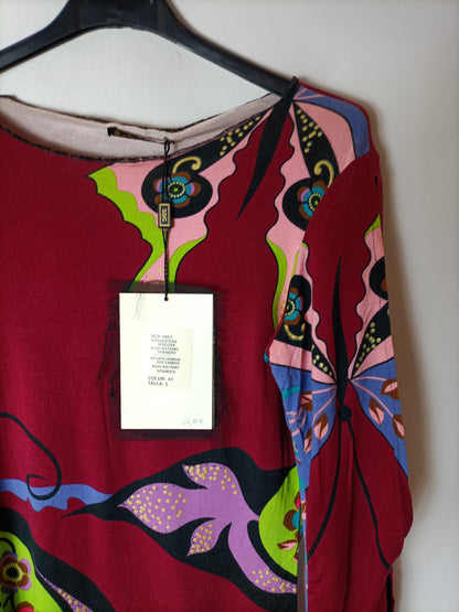 SORTIE DES CLASSES. Top burdeos estampado. T L