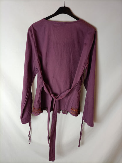 HHG. Blusa morada abalorios. T L