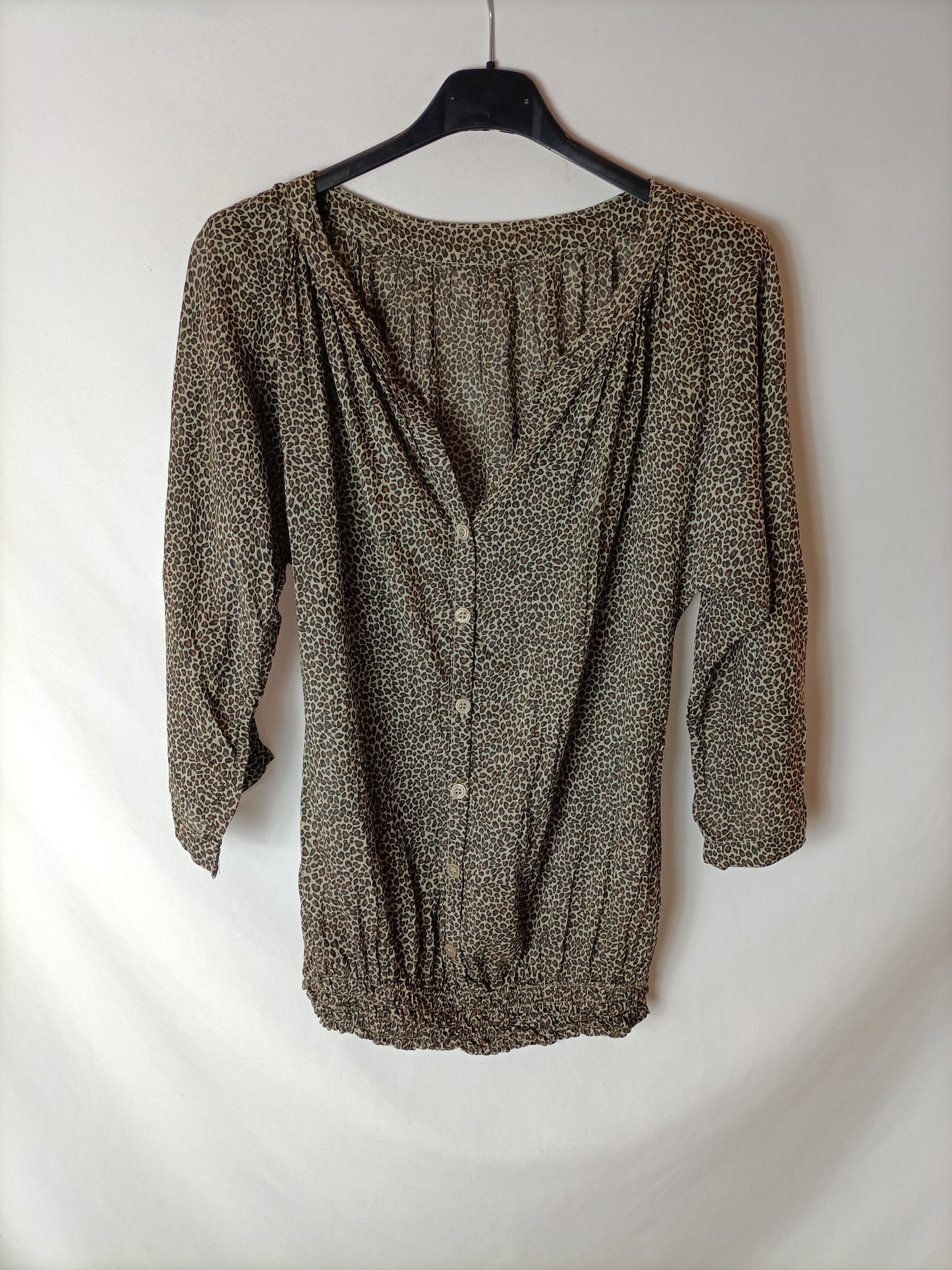 OTRAS. Blusa animal print T.xl