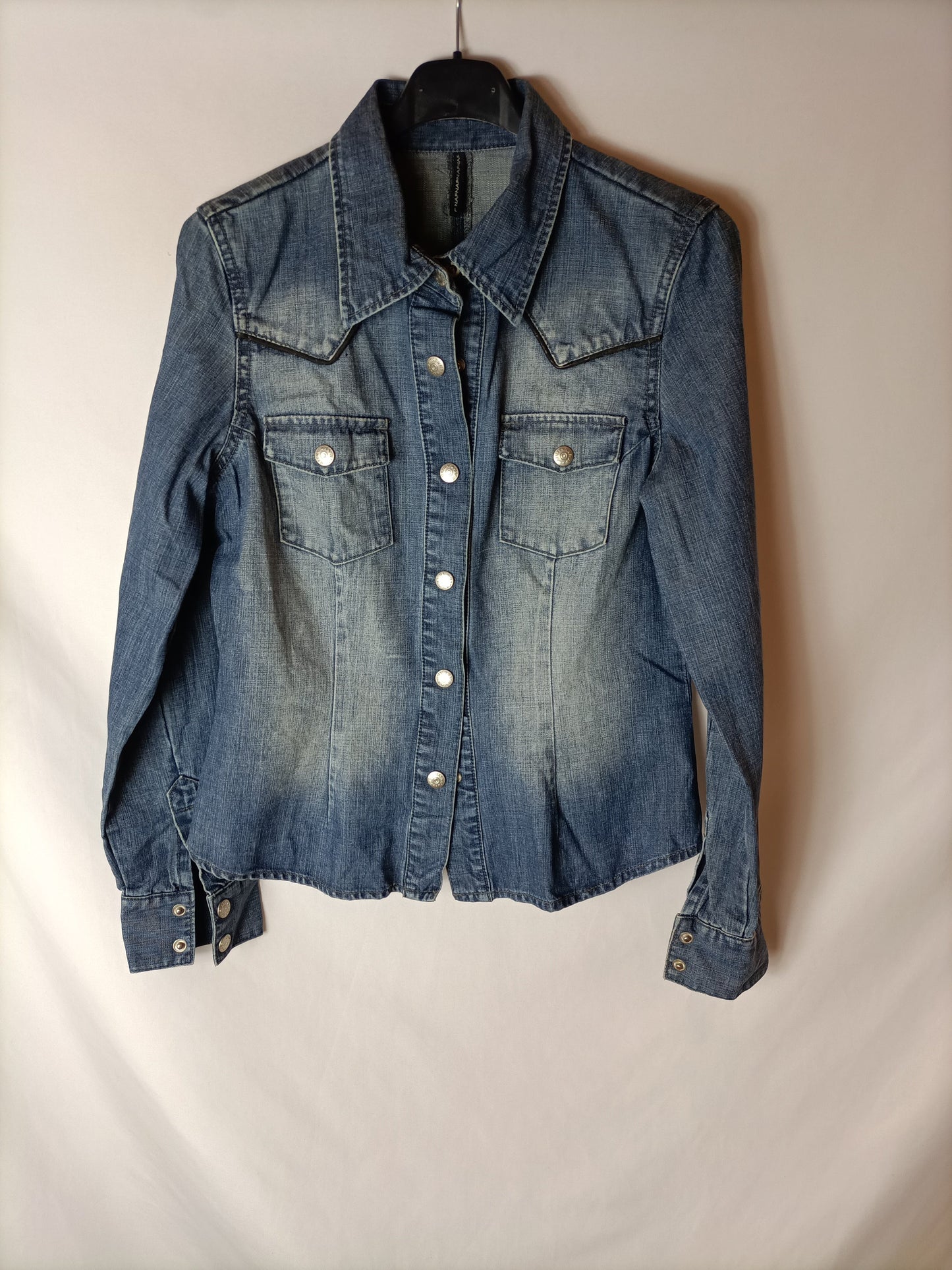 NAF NAF. Camisa vaquera vintage T.l(s)
