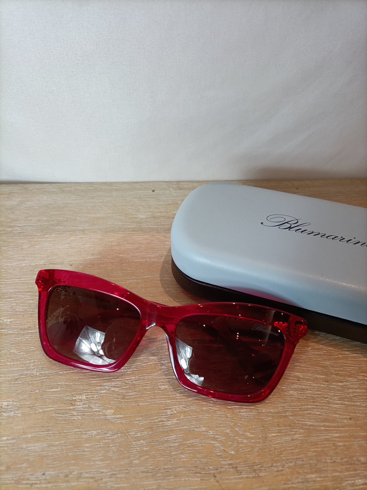 BLUEMARINE. Gafas de sol rosas