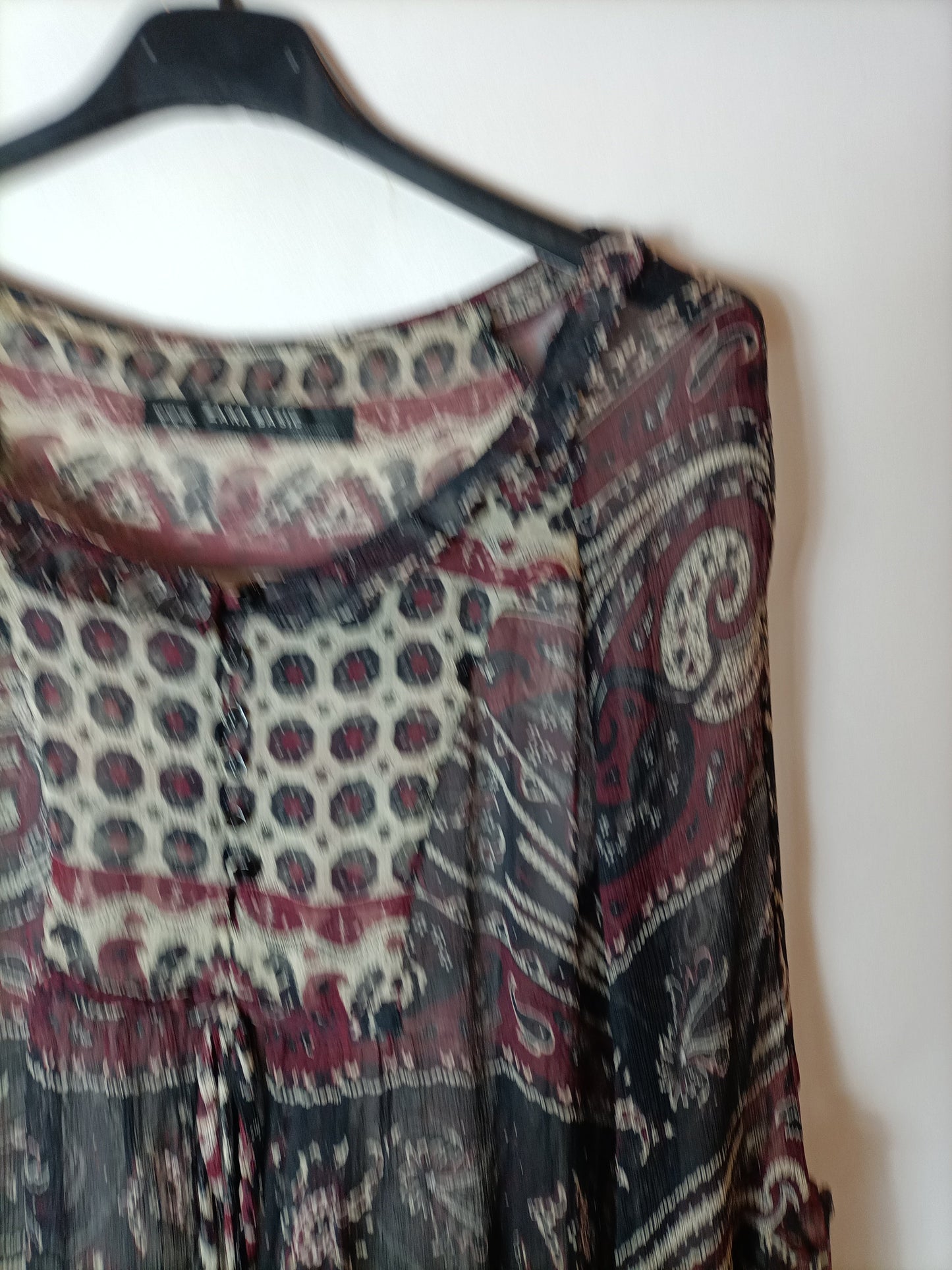ZARA. Semi-sheer printed blouse. TM