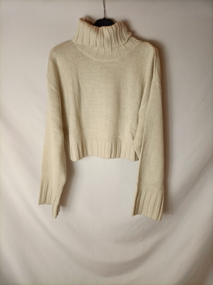 H&M. Jersey corto cuello vuelto. T M