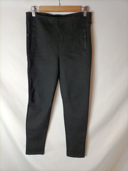 OTHERS. Black leggings. Size 38