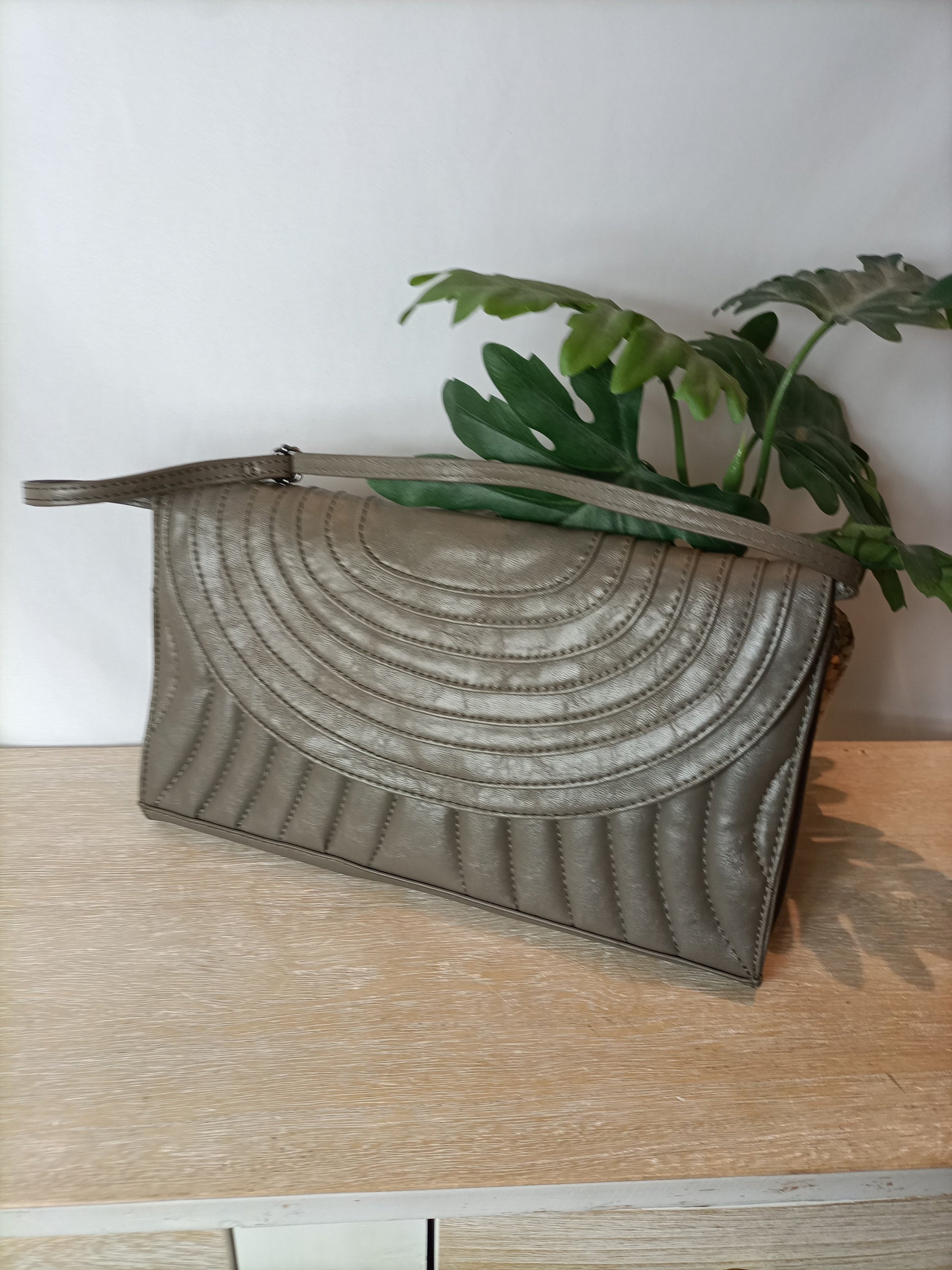 Bolso gris guateado – Hibuy market - Main Image