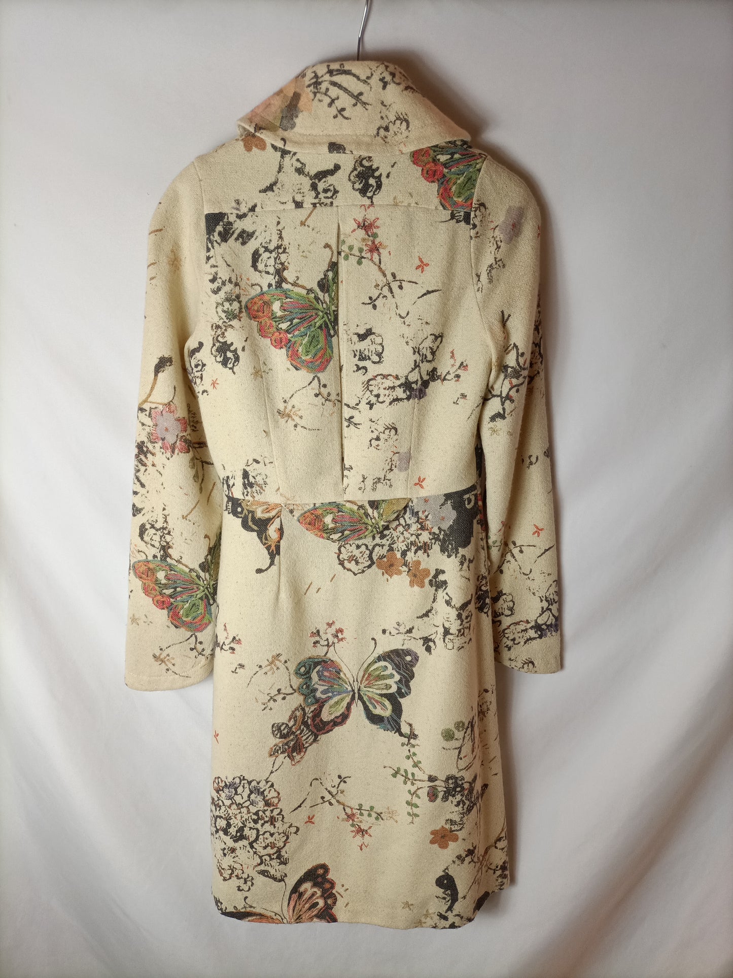 SOUL AGUILAR. Beige floral coat T.38