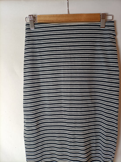 ZARA. Falda entallada rayas T.m