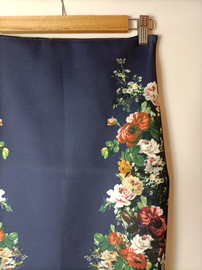 ZARA. Floral fitted skirt Tm