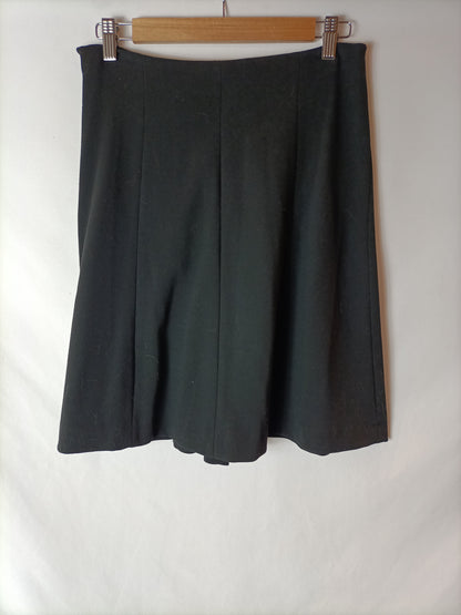 ZARA. Falda negra tablas fluida T.s