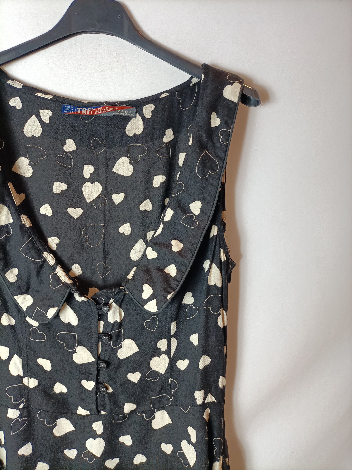 ZARA. Vestido negro corazones T.m