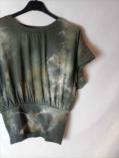 SEVENTEES. Camiseta verde tie dye T.1(s)