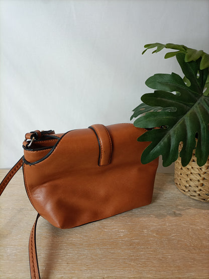 ZARA. Camel crossbody bag