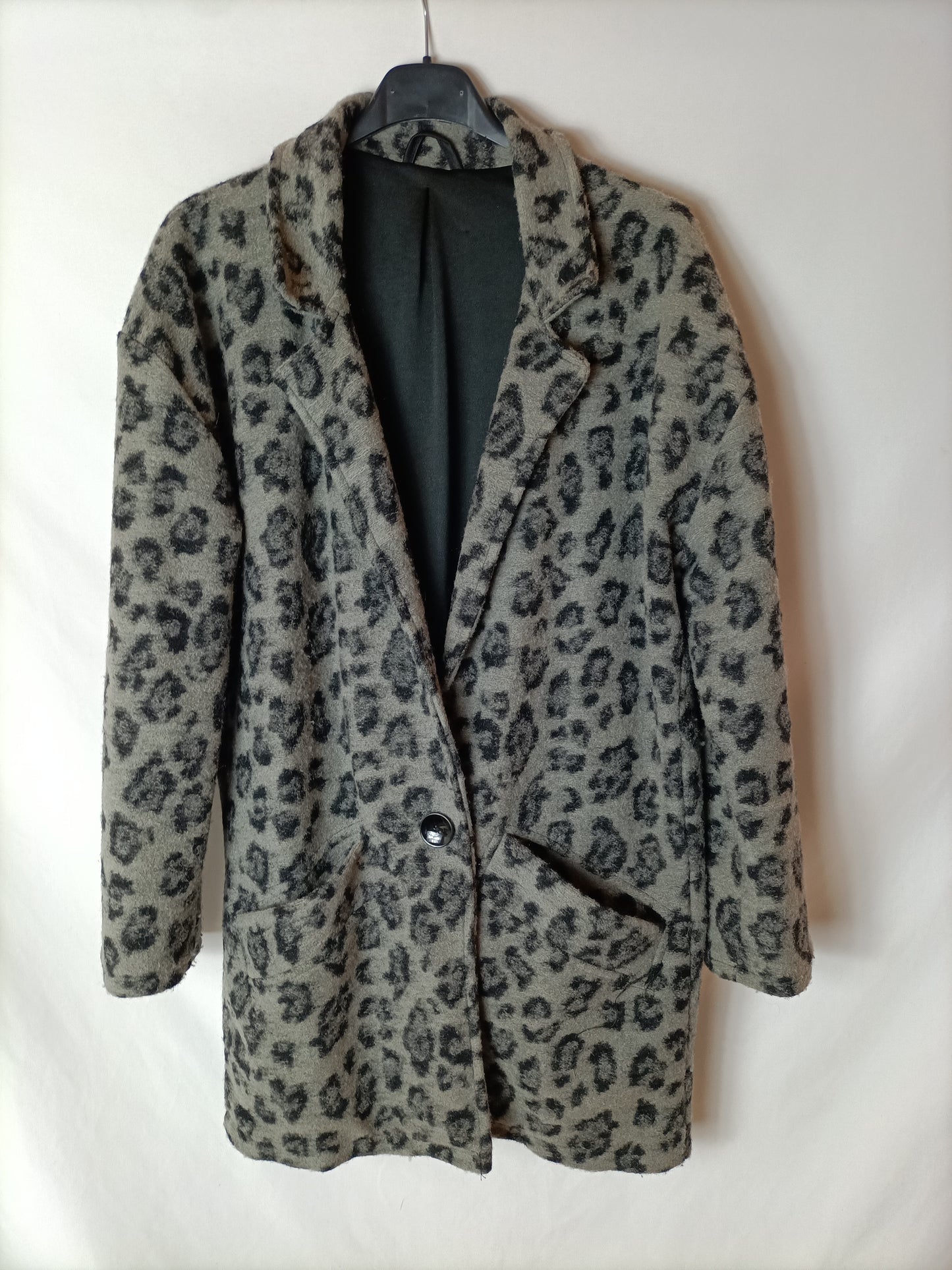 OTHERS. Textured animal print jacket. YOU (M)