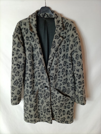 OTHERS. Textured animal print jacket. YOU (M)