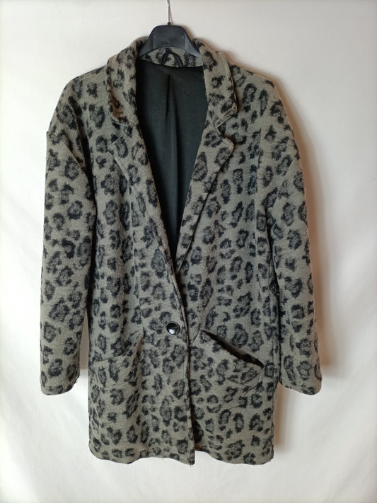 OTRAS. Chaqueta animal print textura. T U (M)