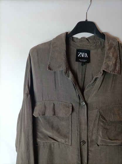 ZARA. Kimono camisero marrón T.m