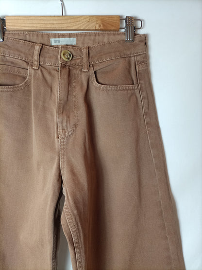 STRADIVARIUS. Pantalón marrón culotte T.36