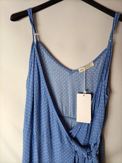 STR. Short polka dot dress. TM