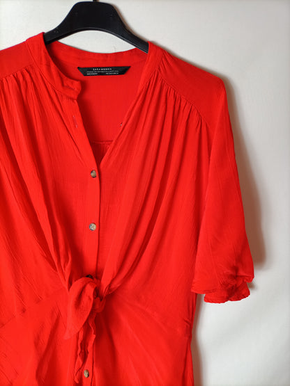 ZARA. Vestido rojo abotonado. T S